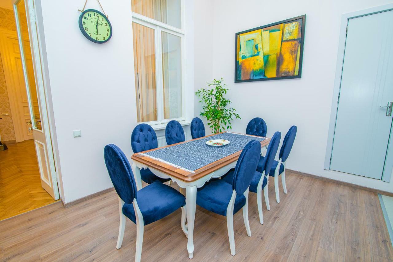 Solo Apartment In City Center Tbilisi Esterno foto